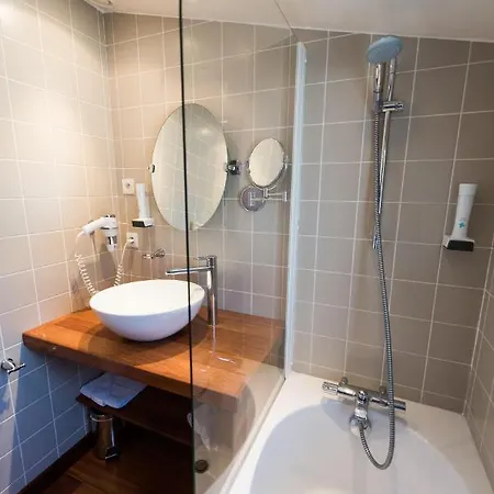 Szálloda Le Martray 3*