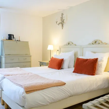 Szálloda Le Martray 3*